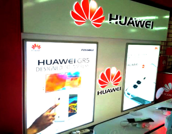 HUAWEI – Retail Shop Design & Branding